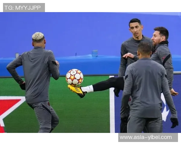 巴黎足球赛现场发生爆炸事件引发恐慌警方全力展开调查与安保措施